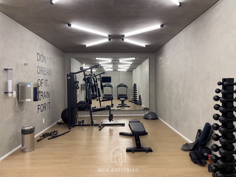 Furnished apartment for 4, 800m from Batman Alley