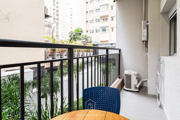 Furnished apartment for 4, 800m from Batman Alley