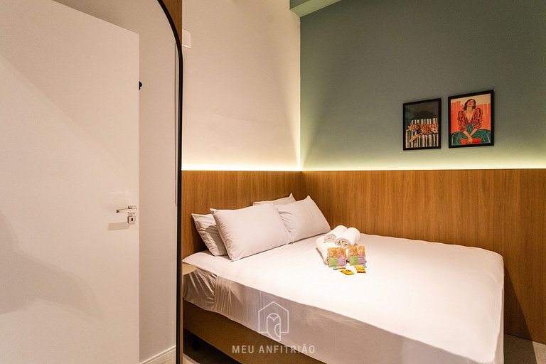 Furnished apartment for 4, 800m from Batman Alley