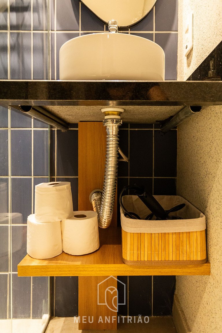 Furnished apartment for 4, 800m from Batman Alley