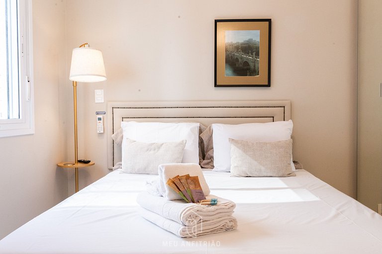 Studio com cama queen, piscina em Pinheiros