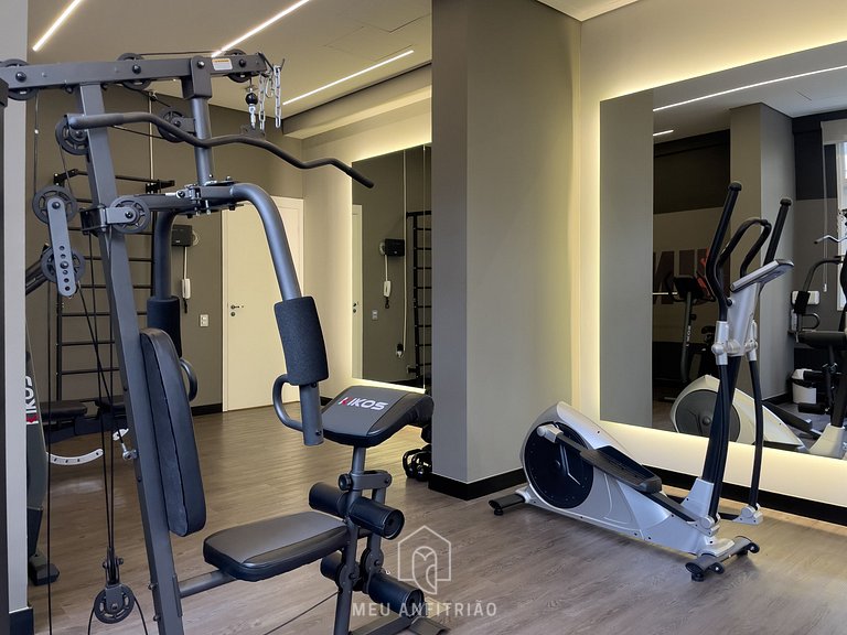 Studio com cama queen, piscina em Pinheiros