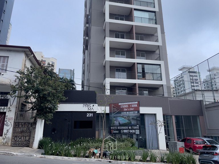 Studio with queen-size bed, balcony in Pinheiros