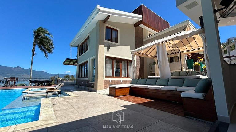 Casa con piscina y tenis, a 900 m de la playa