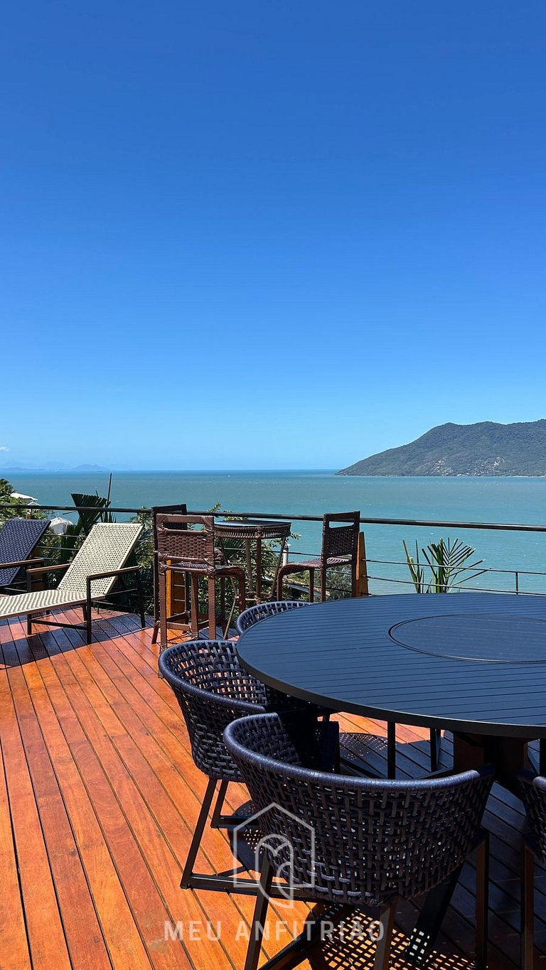 16 personas | Piscina clim. | Tenis | 900m playa