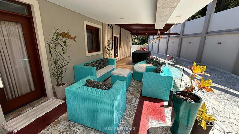 Casa con piscina y tenis, a 900 m de la playa