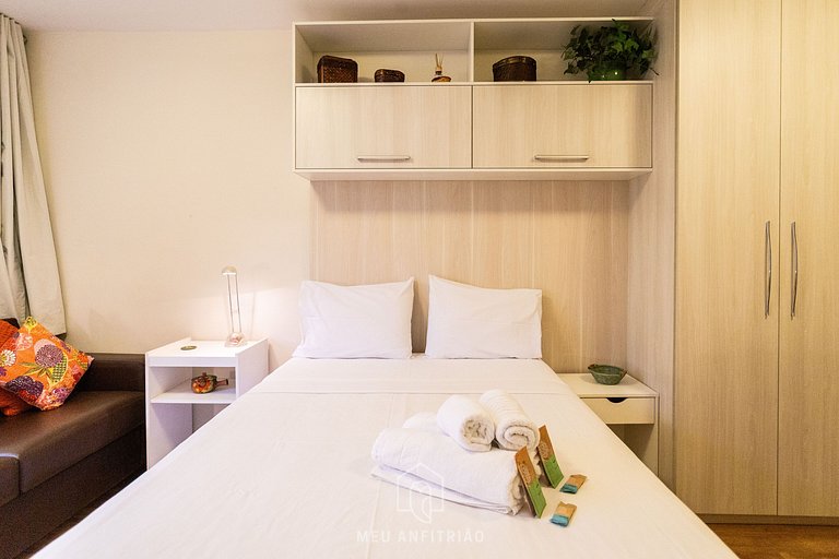 Studio for 2, garage, close to Avenida Paulista