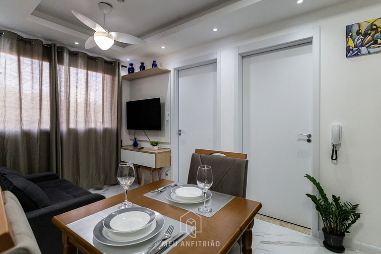 38m² | 2 quartos | Cozinha completa | 300m metrô