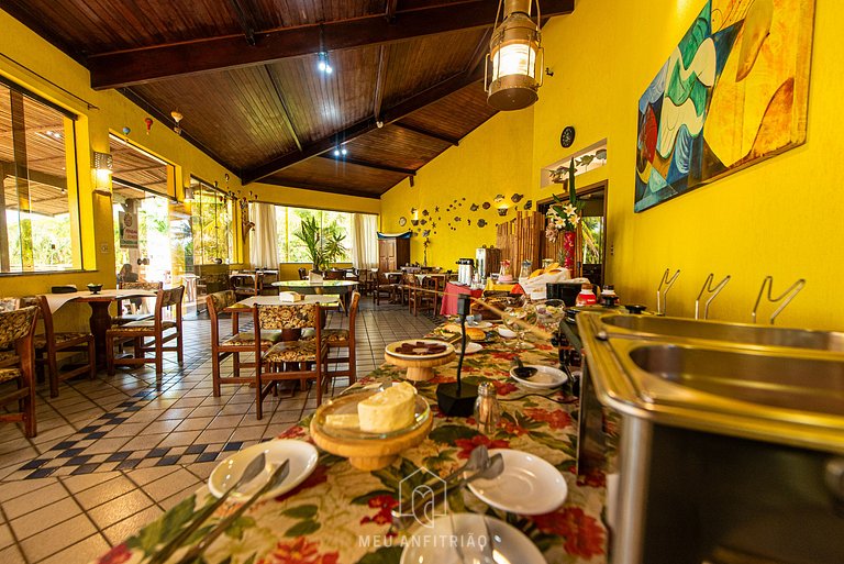 Cama de casal, café da manhã, próximo a praia