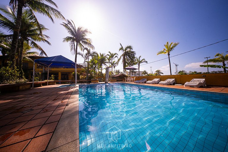 Suíte p/ 3, com lazer e perto da praia