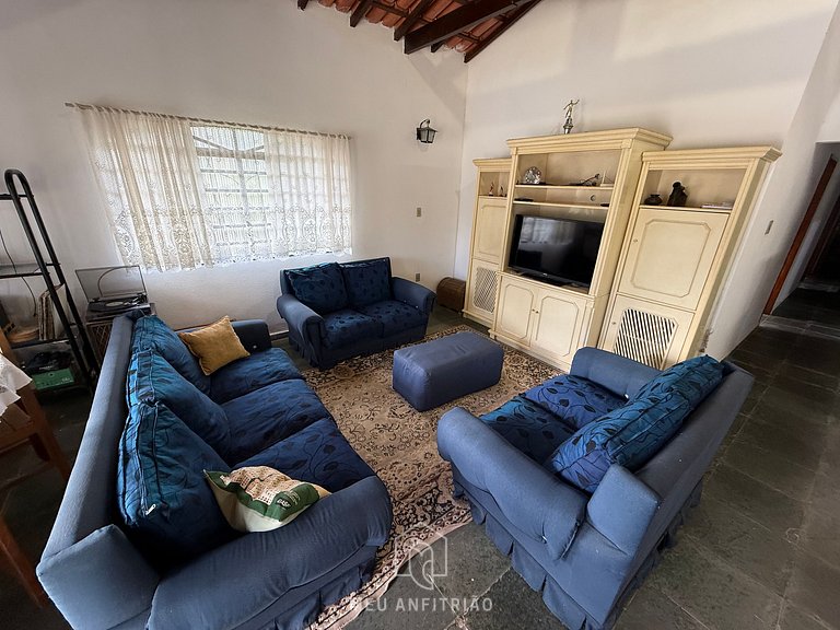 Ranch with pool, barbecue, nature and leisure