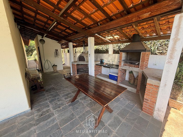 Rancho c/ piscina, churrasqueira, natureza e lazer