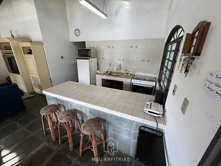 Ranch with pool, barbecue, nature and leisure