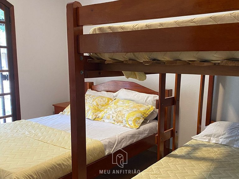 Hogar c/ piscina, zona de barbacoa, zona arbolada