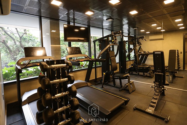 Cama queen, piscina, próximo ao Beco do Batman