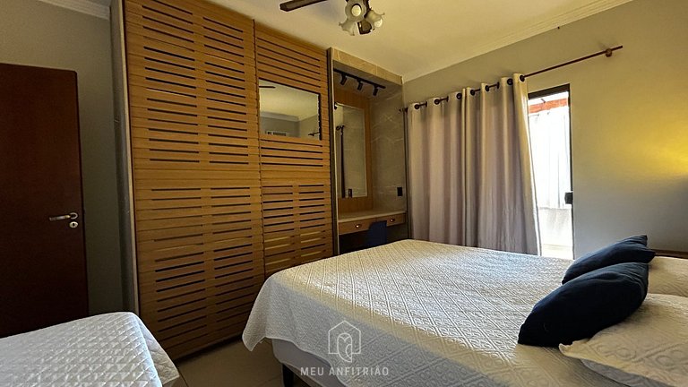 Comfortable Beach House with Heated Pool and Beach Tennis