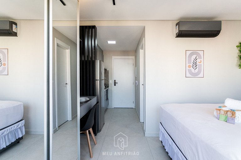 Studio with balcony, leisure near Paulista Avenue.