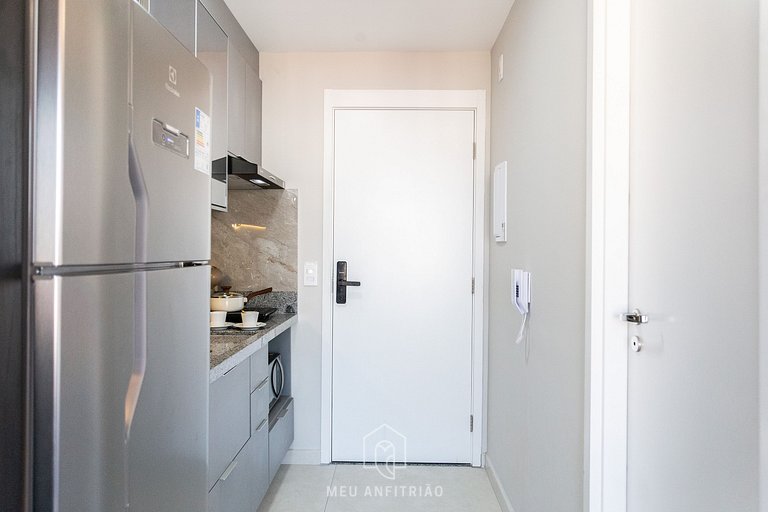 Studio with balcony, leisure near Paulista Avenue.