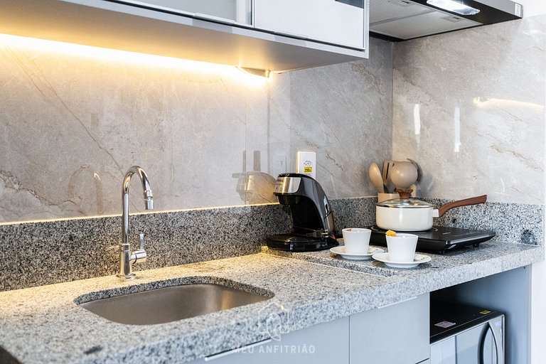 Studio with balcony, leisure near Paulista Avenue.