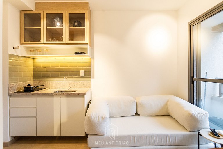 Apt for 4 | Pool | Gym | 1.5 km from Ibira Park