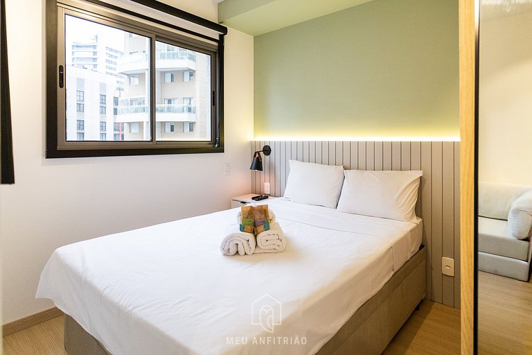 Apt for 4 | Pool | Gym | 1.5 km from Ibira Park