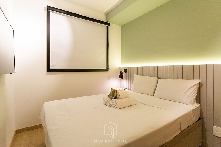 Apt for 4 | Pool | Gym | 1.5 km from Ibira Park