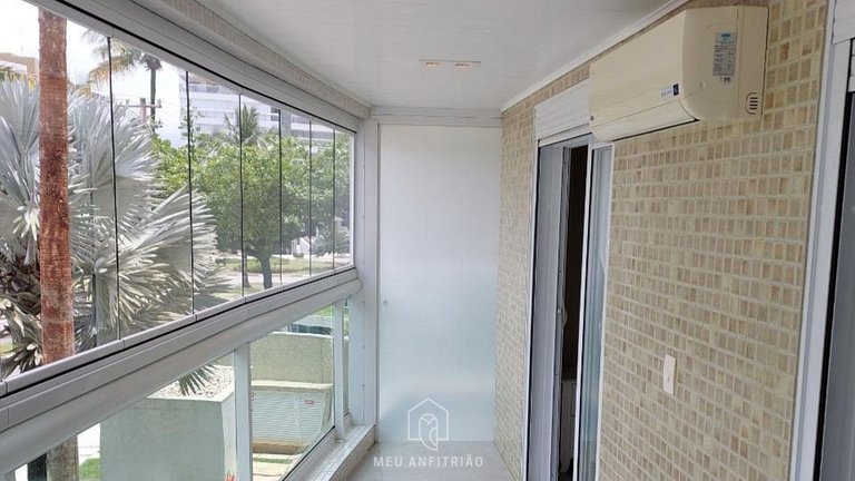 Apto p/8, garagem, piscina e lazer perto da praia