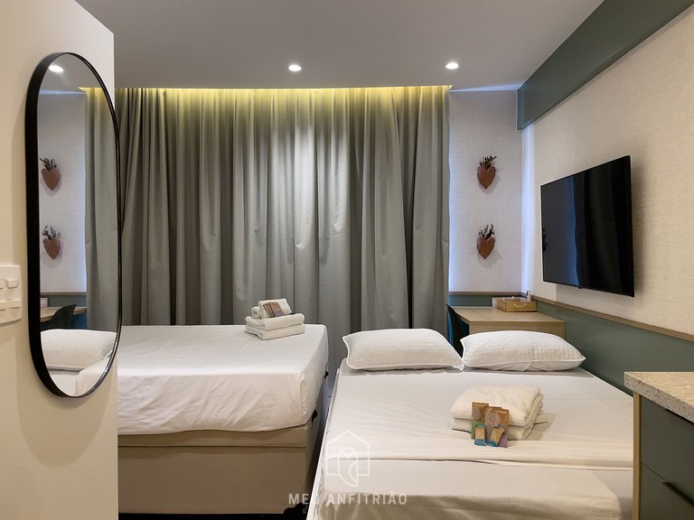 Studio p/4, varanda perto da Av Faria Lima