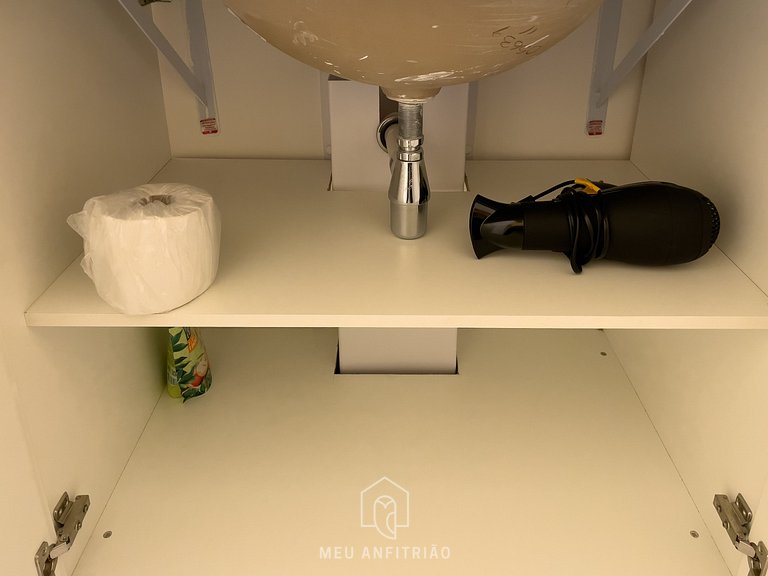 Studio p/4, varanda perto da Av Faria Lima