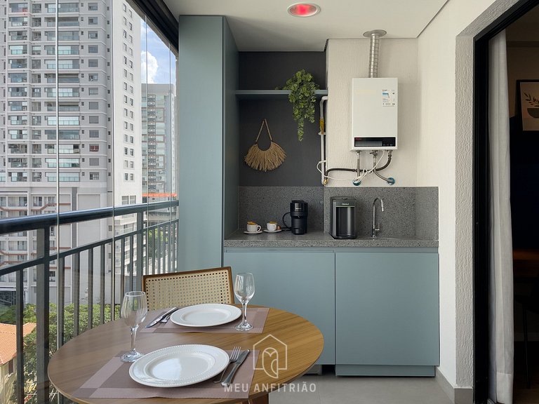 Balcony, leisure facilities near Ana Rosa station.