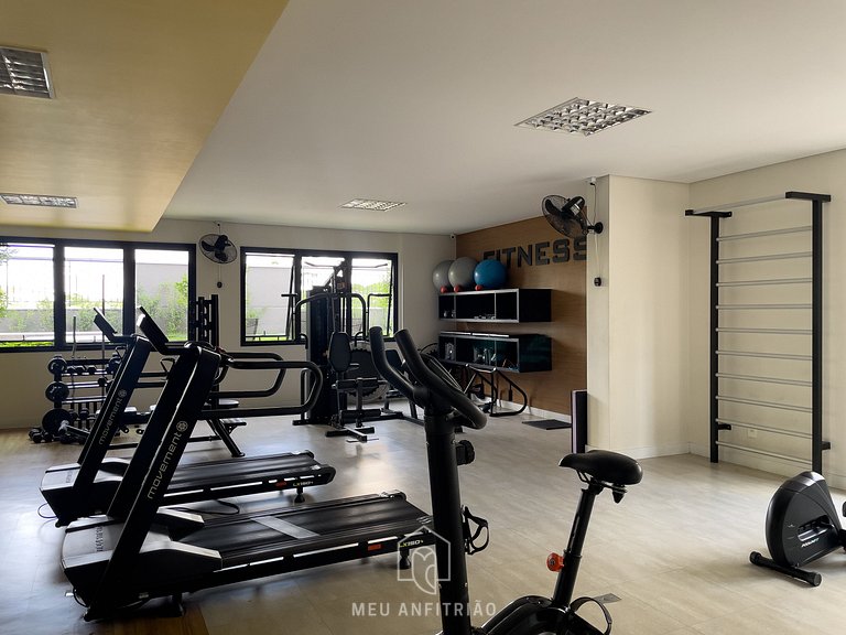Balcony, leisure facilities near Ana Rosa station.