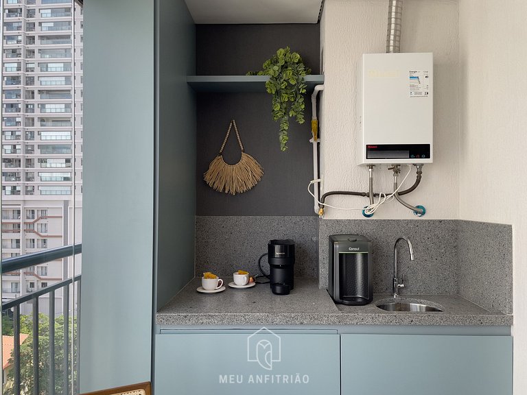 Varanda, com lazer próximo à estação Ana Rosa