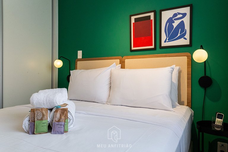 Balcony, leisure facilities near Ana Rosa station.