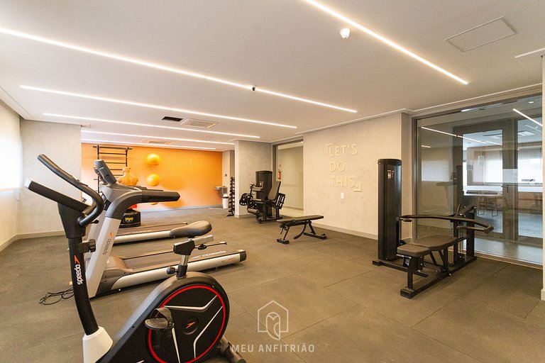 Studio for 3, balcony, near Faria Lima Avenue.