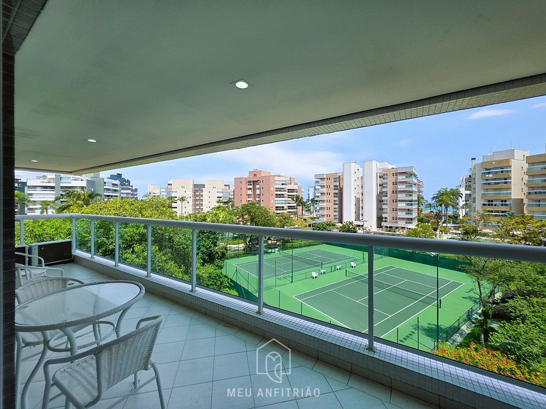 Apt for 6, balcony & leisure, 500m from the beach