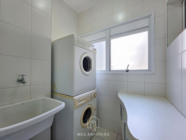 Apt for 6, balcony & leisure, 500m from the beach