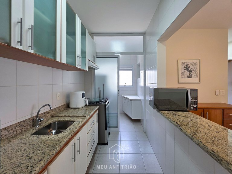 Apt for 6, balcony & leisure, 500m from the beach