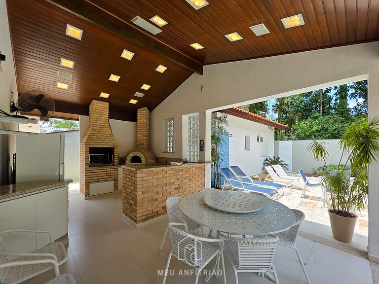 Casa p/ 14, piscina y barbacoa, a 10 min de playa