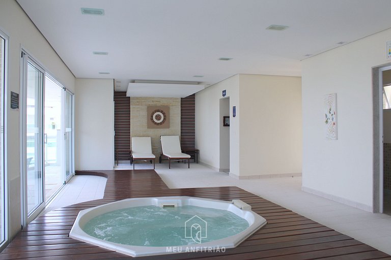 Apt for 8, garage, pool & leisure near the beach