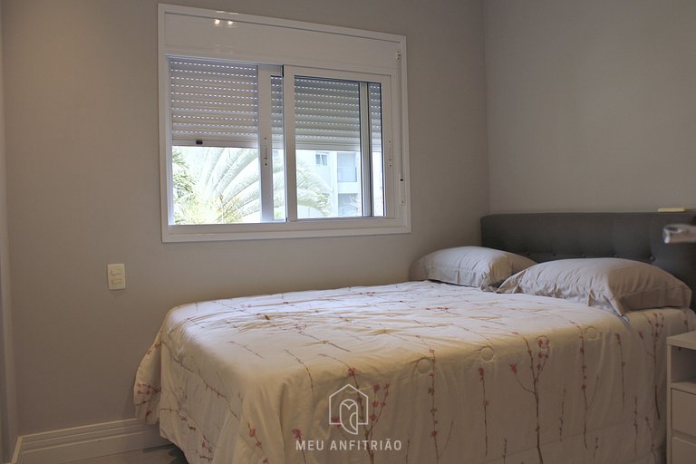 Apartamento em Riviera de São Lourenço — P/8, garagem