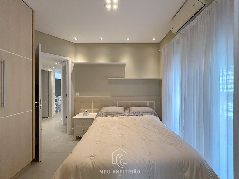 Apt for 8, garage, pool & leisure near the beach