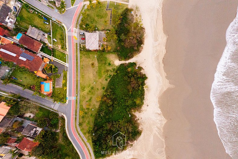 Suíte p/ 4, vista para o jardim, perto da praia