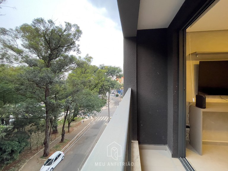 Studio p/2, varanda e lazer próximo ao aeroporto