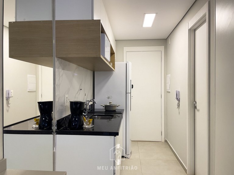 Studio p/2, varanda e lazer próximo ao aeroporto