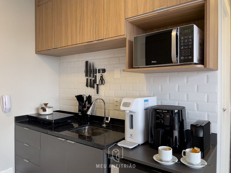 Queen bed and leisure near Congonhas Airport