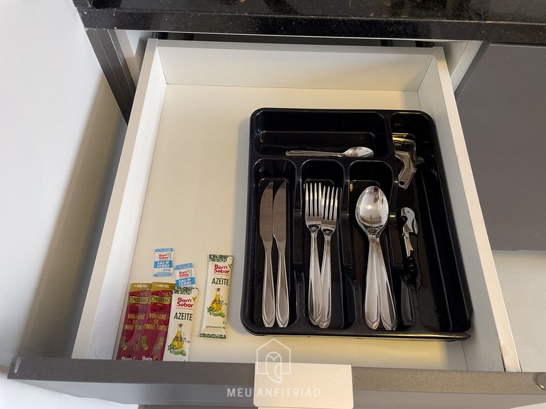 Cama queen e lazer perto do Aeroporto de Congonhas