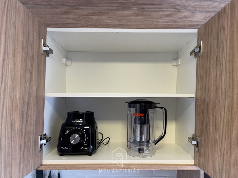 Queen bed and leisure near Congonhas Airport