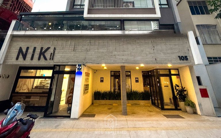 Nik Alves Guimarães - Estudios de temporada