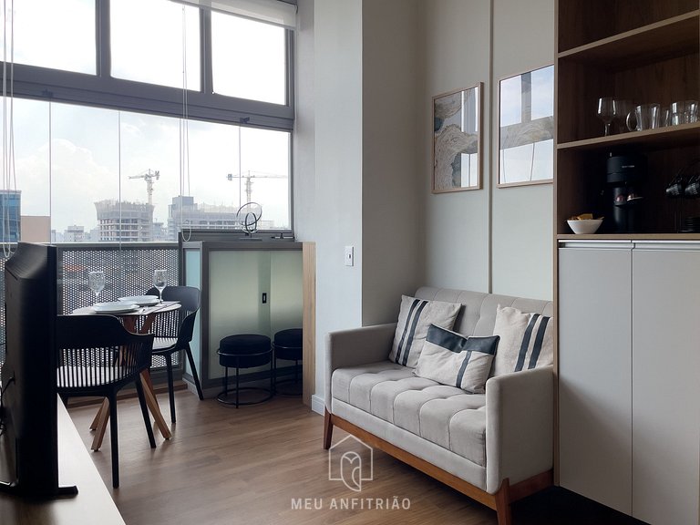 Apartment for 4, garage, 1km from Ibirapuera Park