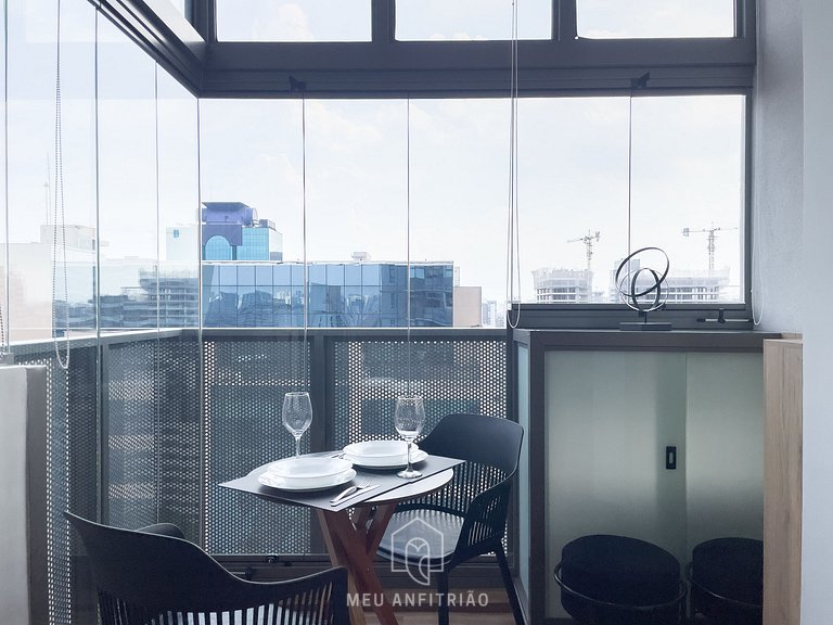 Apto p/4, garagem a 1km do Parque Ibirapuera